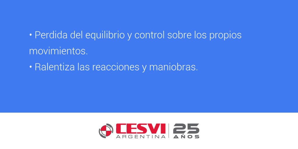 CESVI's tweet photo. Vivamos las fiestas ✨con alegría pero también con responsabilidad.
🍻 ¡Si tomaste, no manejes!
#SeguridadVial #CESVITIps #Alcohol #Navidad https://t.co/ikxpvUd8si