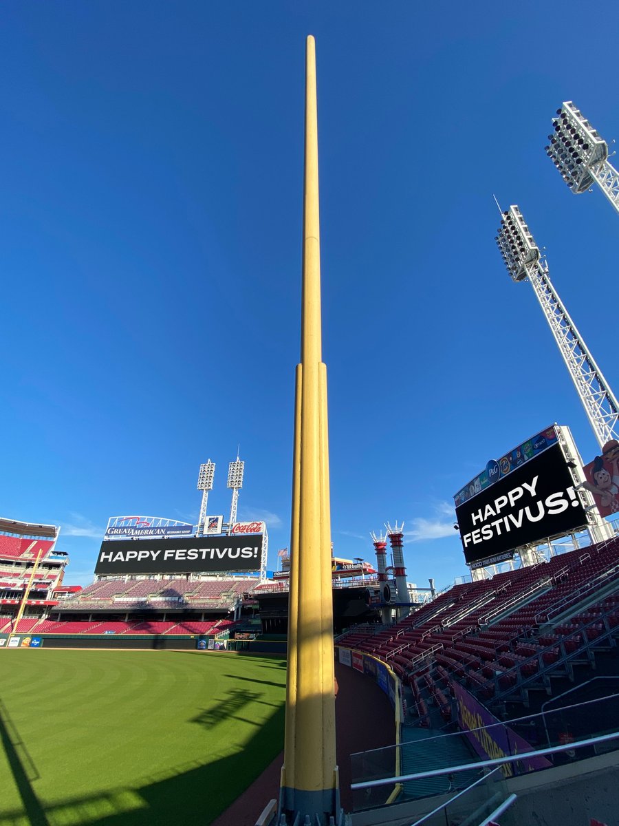 We find tinsel distracting.

#HappyFestivus