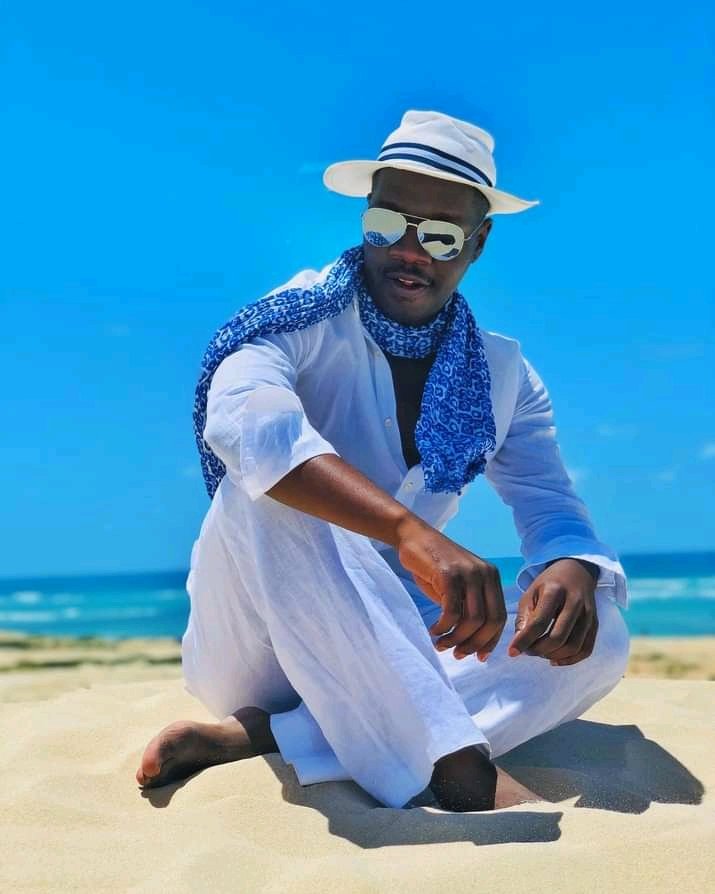 mahlangu_euclid's tweet photo. @IceTropezSA #12Daysoficetropez https://t.co/0Mu1OTwp0C