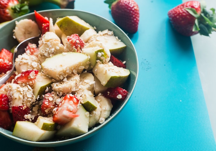 HealthNWealthU's tweet photo. Want to eat cleaner? Throw these 10 nutritious foods in your shopping cart the next time you’re at the grocery store. https://t.co/QuHj0ox55h  #healthyfood #cleaneats https://t.co/rvVcrmYgIh
