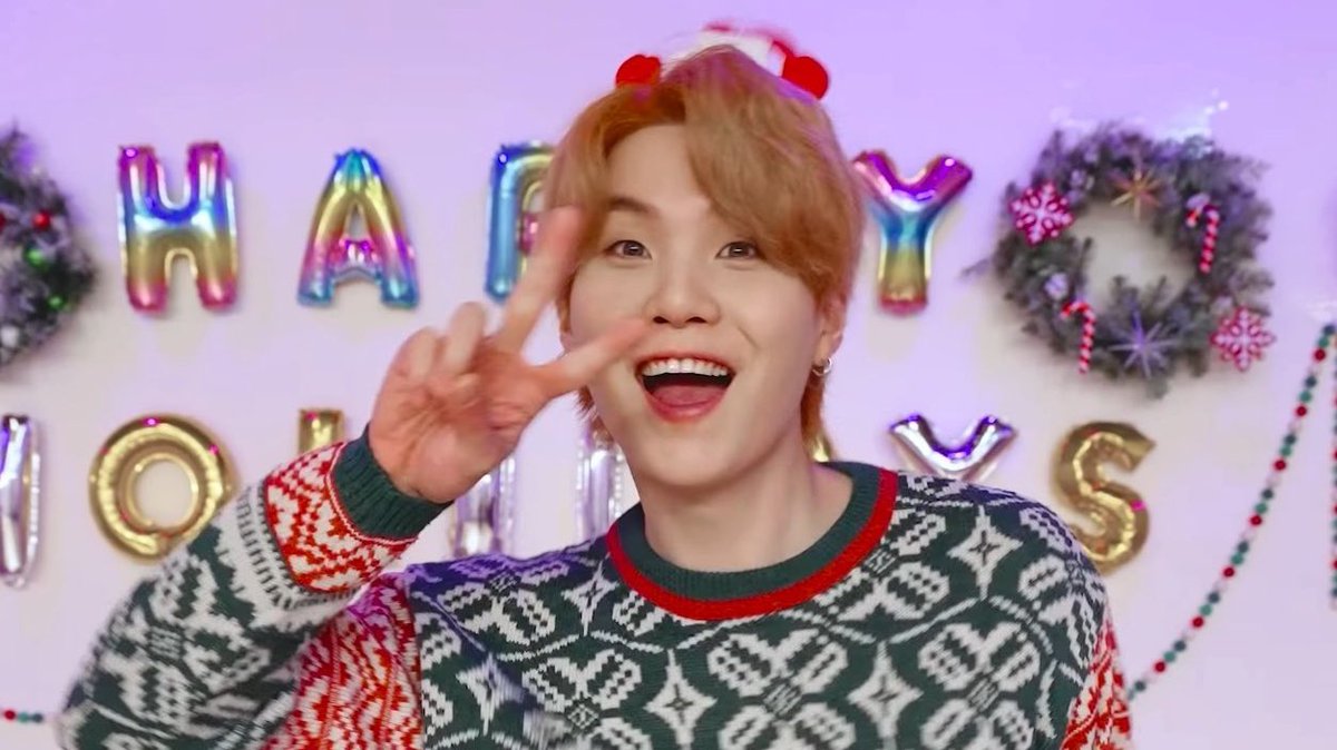 houriyng's tweet photo. HE’S SO 🥺 https://t.co/AgAllYWgxt