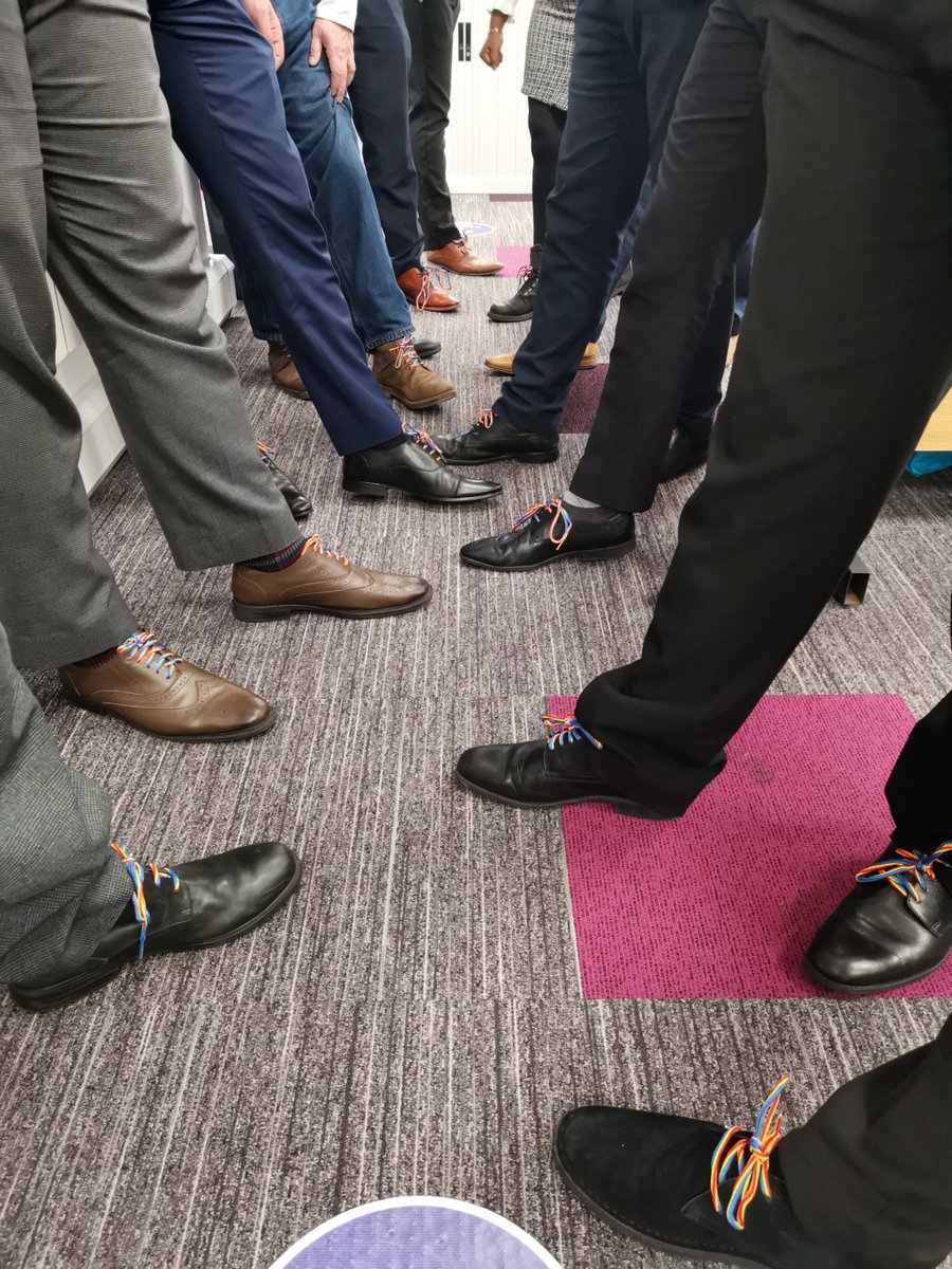Team TSS showing off their #Rainbowlaces at our HQ as part of @StonewallUK Rainbow laces campaign! Always in support of the #lgbtqcommunity #laceupandspeakup