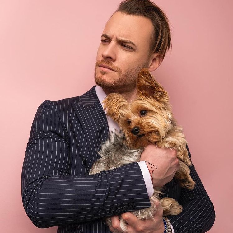 SenCalKapimiBr's tweet photo. 🚨 VOTEM NO KEREM ☺️🤘

• #KeremBürsin • https://t.co/UPuPrfZCIA