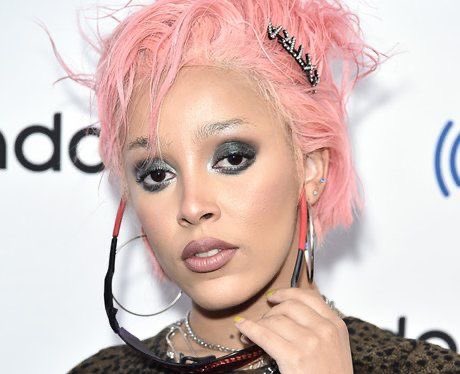 Doja cat heading out: a thread 🗿