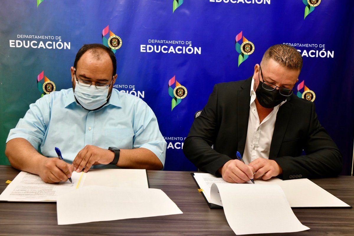 Con el fin de crear vídeos explicativos sobre los recursos que brinda  <a href="/EDUCACIONPR/">Dpto. de Educación</a>  mediante la Oficina para la Integración de la Familia, la Comunidad y el Tercer Sector, el secretario <a href="/Eramospares/">Eliezer Ramos Parés</a> firmó un acuerdo con la organización sin fines de lucros, Escuela para Padres.