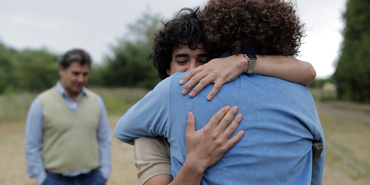 😭No estamos llorando, se nos metió un backstage en el ojo 😭

#MaradonaTV