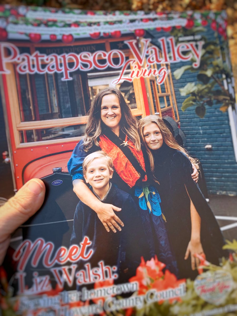 LizWalshHoCoD1's tweet photo. Look what Santa left us.✨

Thank you, Patapsco Valley Living magazine and your amazing local photographer Isabel Talanehzar: https://t.co/x4APUDGcU4, who got us all Christmassed up on Main Street, #oldEllicottCity.

Also—Maxine’s, for our golden bird pin: https://t.co/eAfXgsa0un https://t.co/hNFR1A63v3