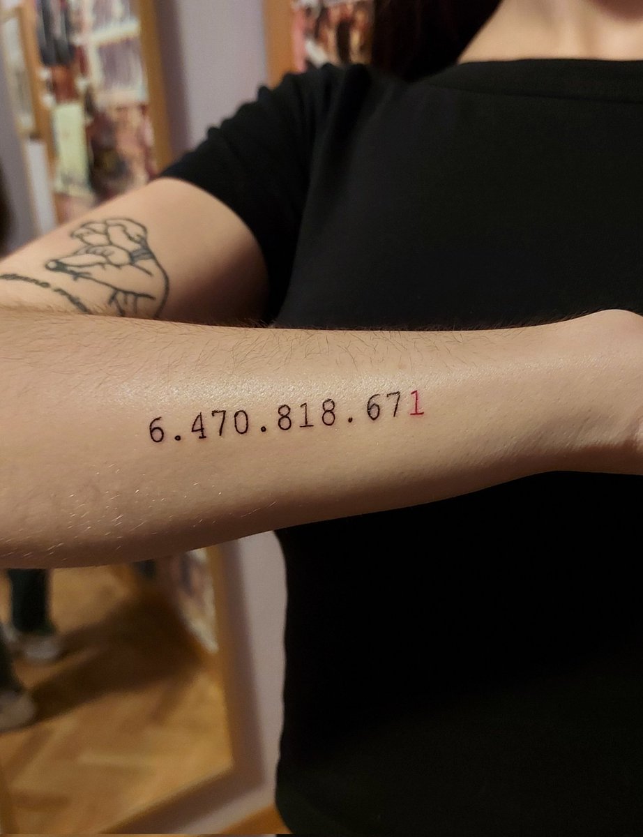 six billion people in the world, six billion souls and sometimes all you  need is one》 I wanted a one tree hill themed tattoo for such a long time  and I ended, image size:922x1200