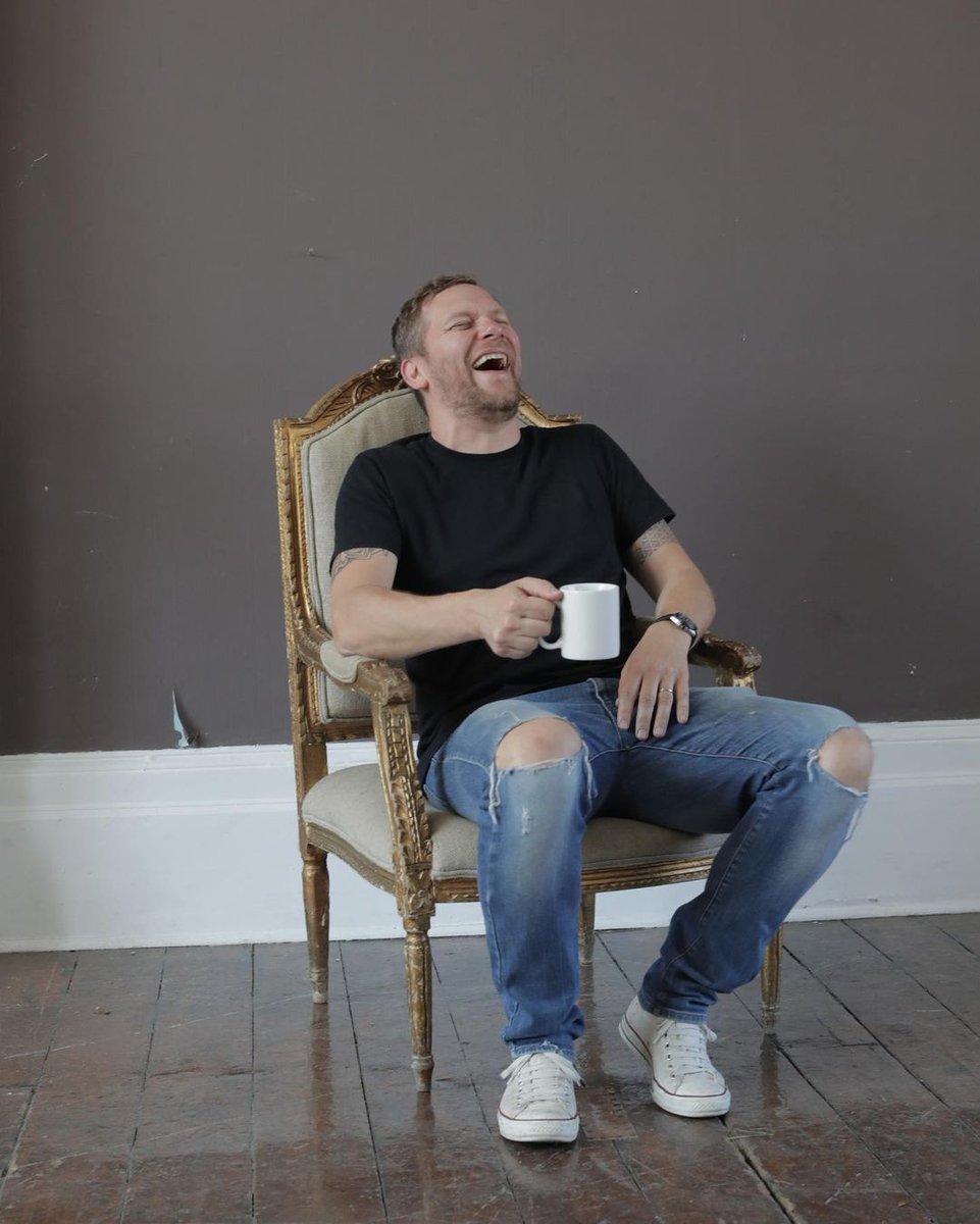 Deep In Thought (@amdeepinthought) on Twitter photo We're wishing you a very happy holiday season!
As happy as @DJJohnAskew is in this picture 😄 We're wishing you a very happy holiday season!
As happy as @DJJohnAskew is in this picture 😄