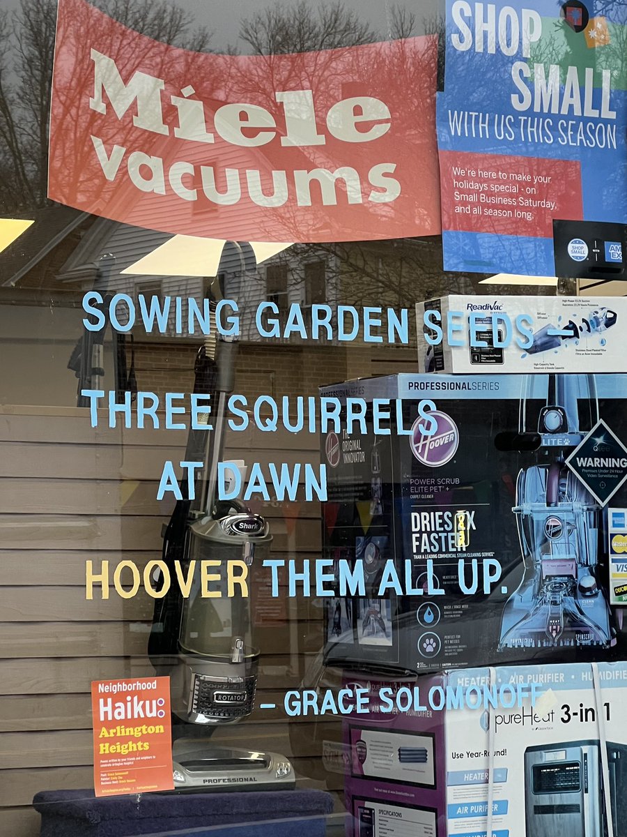 smithonwheels's tweet photo. .@unbeatablesg any idea who the heck the three squirrels at dawn are?? https://t.co/p4zgcwtgLC
