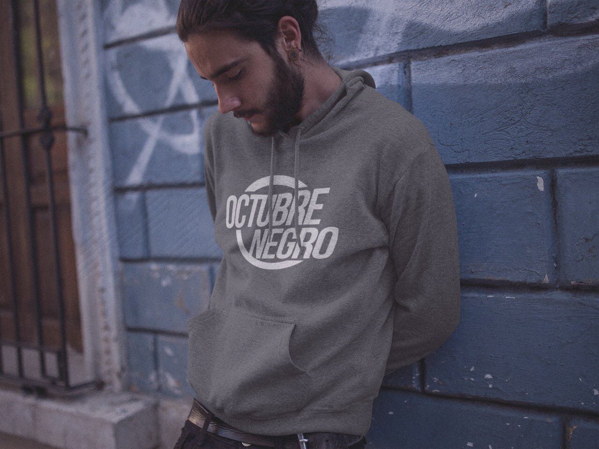 OctubreNegroCol's tweet photo. Hoy #VivaLaMerch estará vendiendo nuestra Merch en #CaféLeón desde las 4pm pa que caigan! 🤟🤟 https://t.co/ZzGqQOF43f
