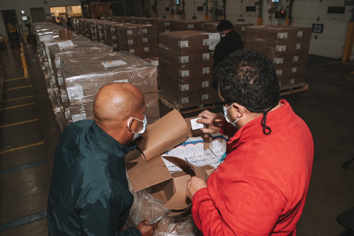 pfizer's tweet photo. And they’re off! 🚛 The first shipment of our #COVID19 oral #antiviral treatment has officially left our Memphis distribution center. 📦 https://t.co/34IbEKdkzY