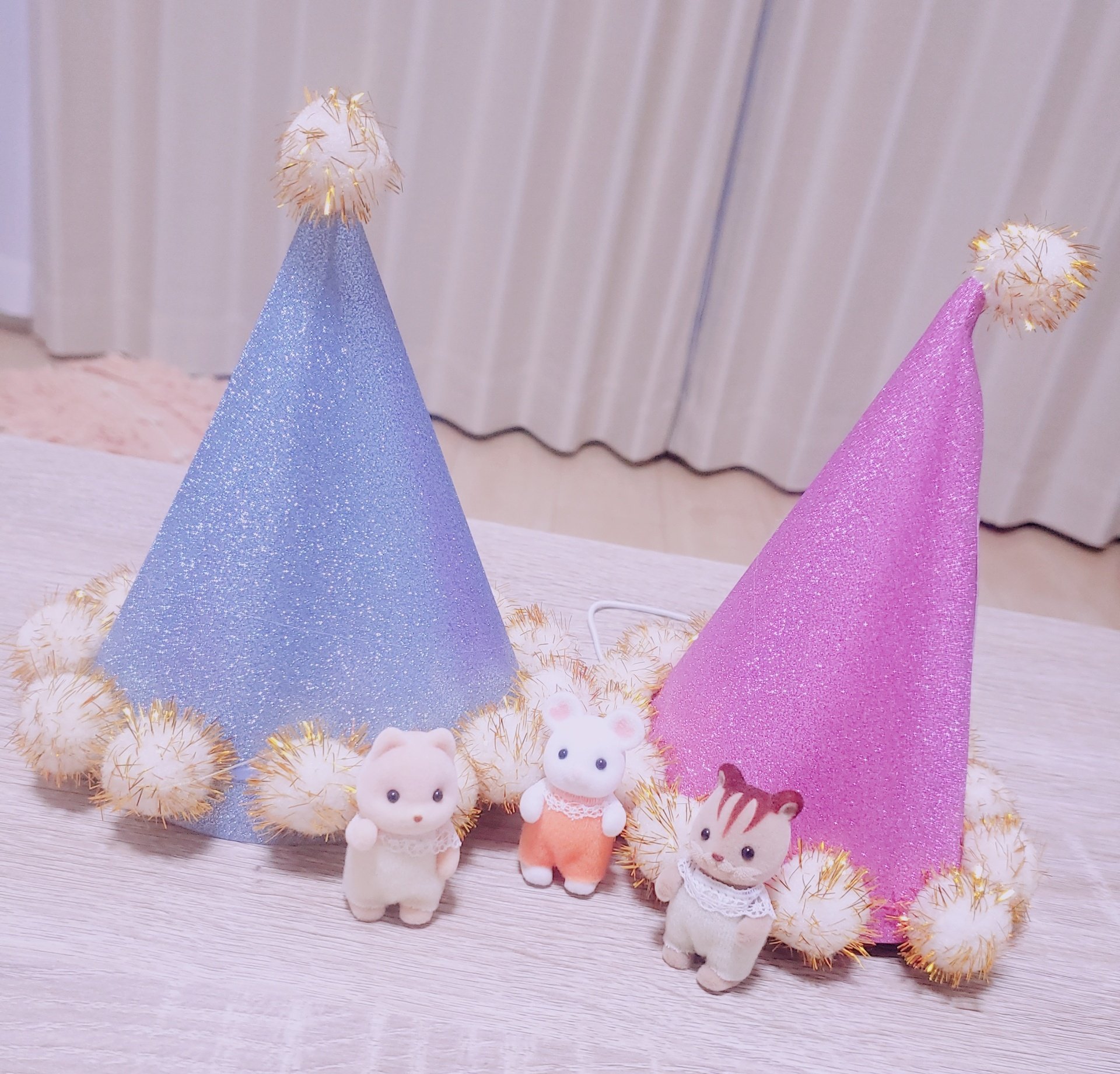 おすしジエンド クリスマスに必要なパーティ帽子もあるしポケモンのシャンメリーも冷蔵庫で冷えてるぜ T Co Ys8tquziu8 Twitter