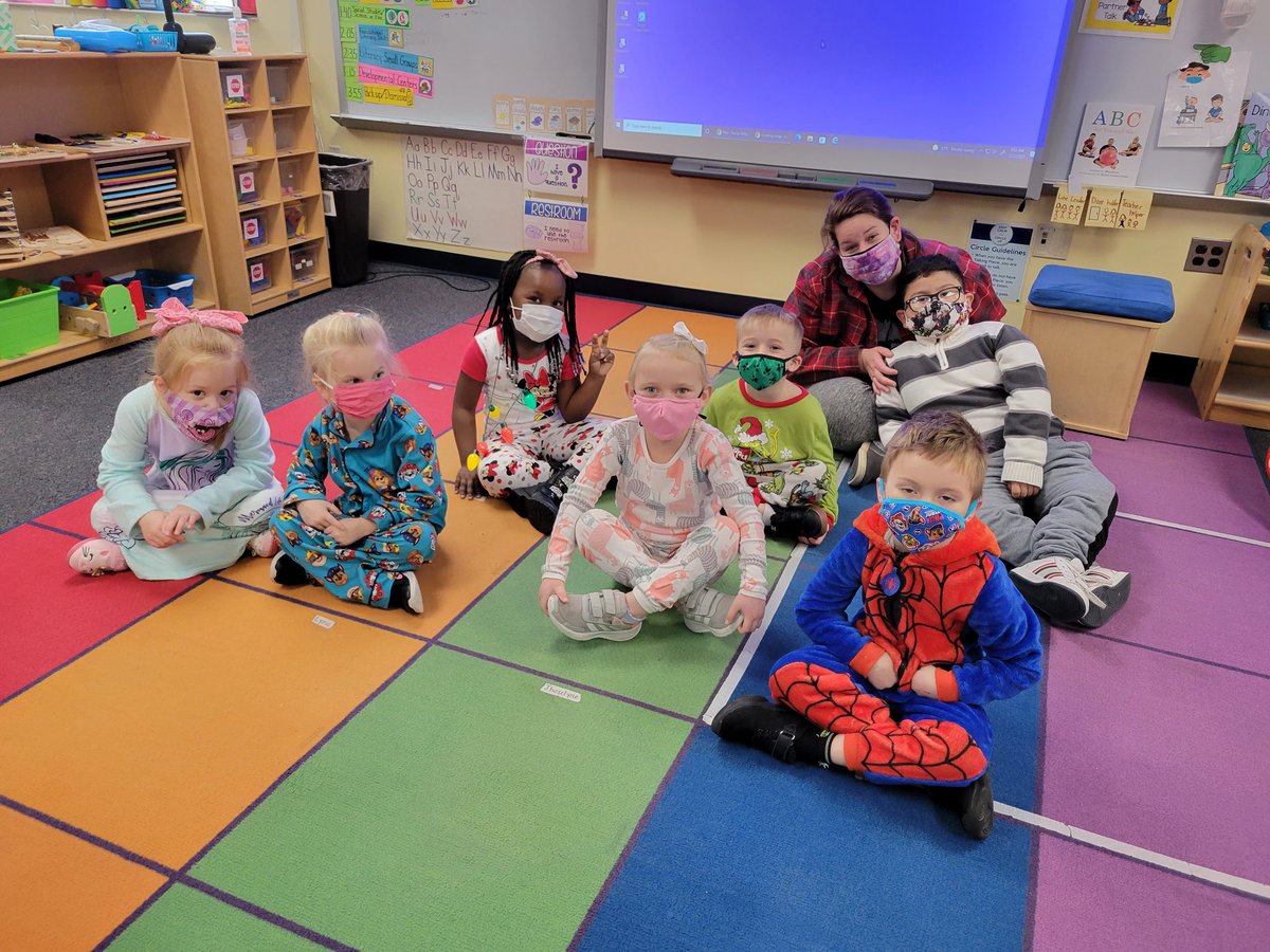 FerndaleEarlyEd's tweet photo. Warm holiday wishes ~ 
#PajamaDay https://t.co/OPOMKxLih3