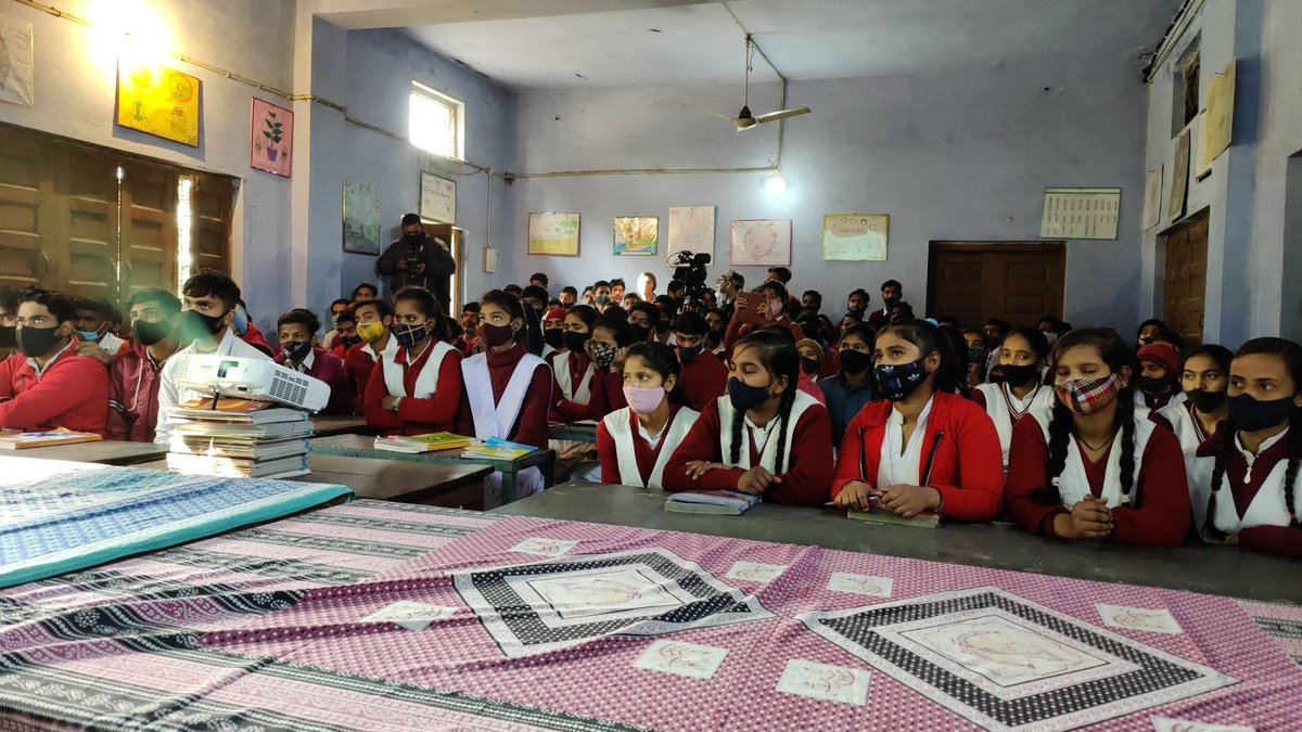 To inculcate #scientifictemper among #SchoolStudents @CSIR_NISCAIR CSIR-NIScPR Outreach Team organised an event at Sri Gandhi Smarak Government Inter College, Mandola, Ghaziabad.
@CSIR_IND @CSIR_Jigyasa @shekhar_mande #outreach