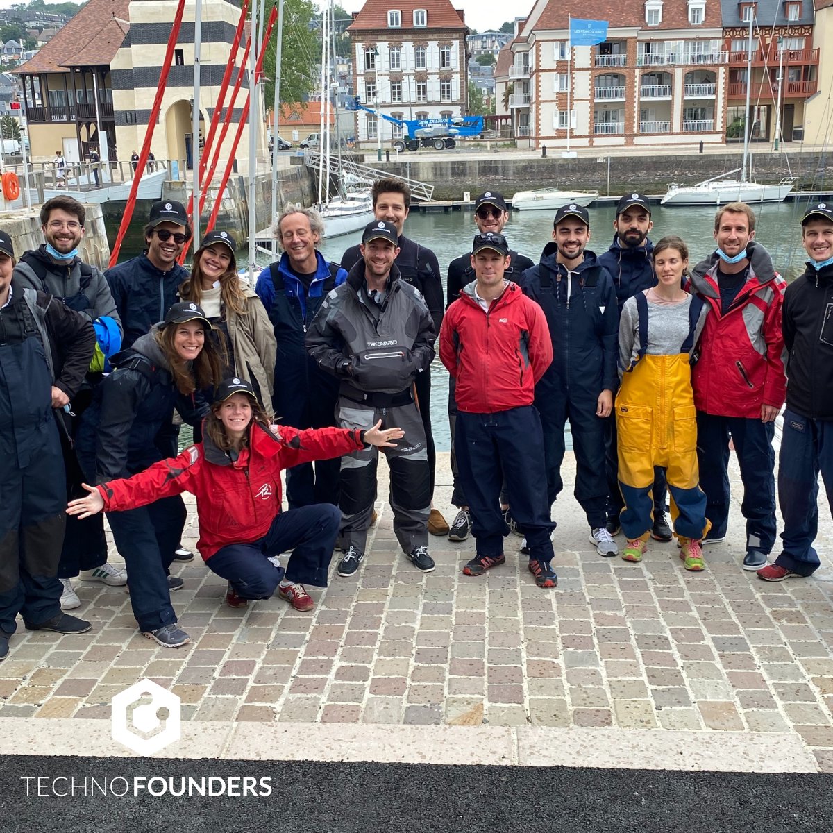 technofounders's tweet photo. 🚀 Rétrospective #2021 

🙏 Merci à ceux qui nous ont rejoints et qui participent quotidiennement au développement du startup studio :

⚡️ Antoine sur la partie finance
⚡️ Jonathan sur la partie stratégique
⚡️ Verena sur la partie juridique https://t.co/IZazqsbG3T