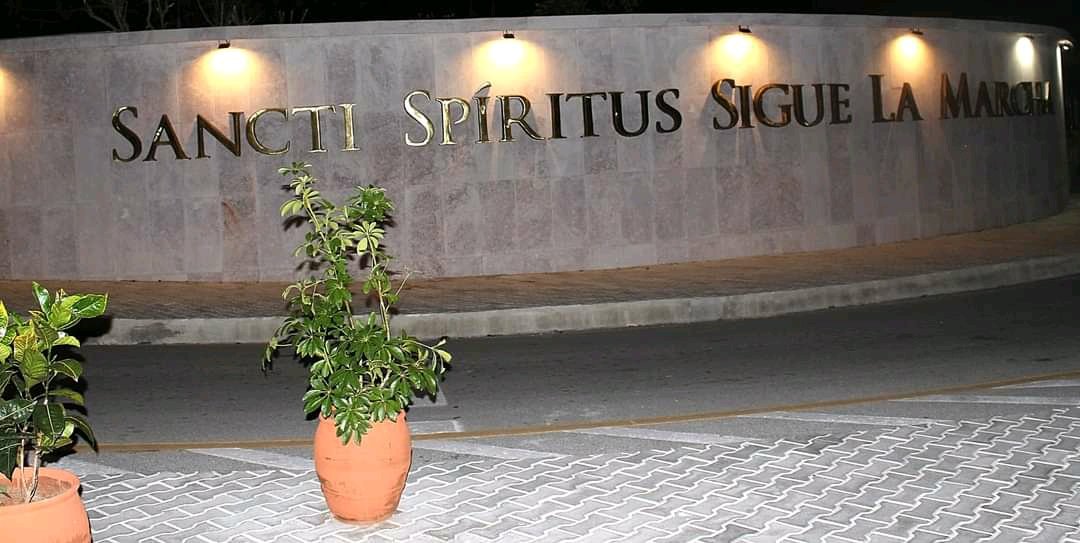 #OrgullosamenteEspirituan@
Felicidades pedacito de mi corazón.
Hoy tus calles se llenan de historia, y la gente que te sigue, recuerda como hace 63 años un grupo de gente humilde y con ideas de mejorar entraron victoriosos.