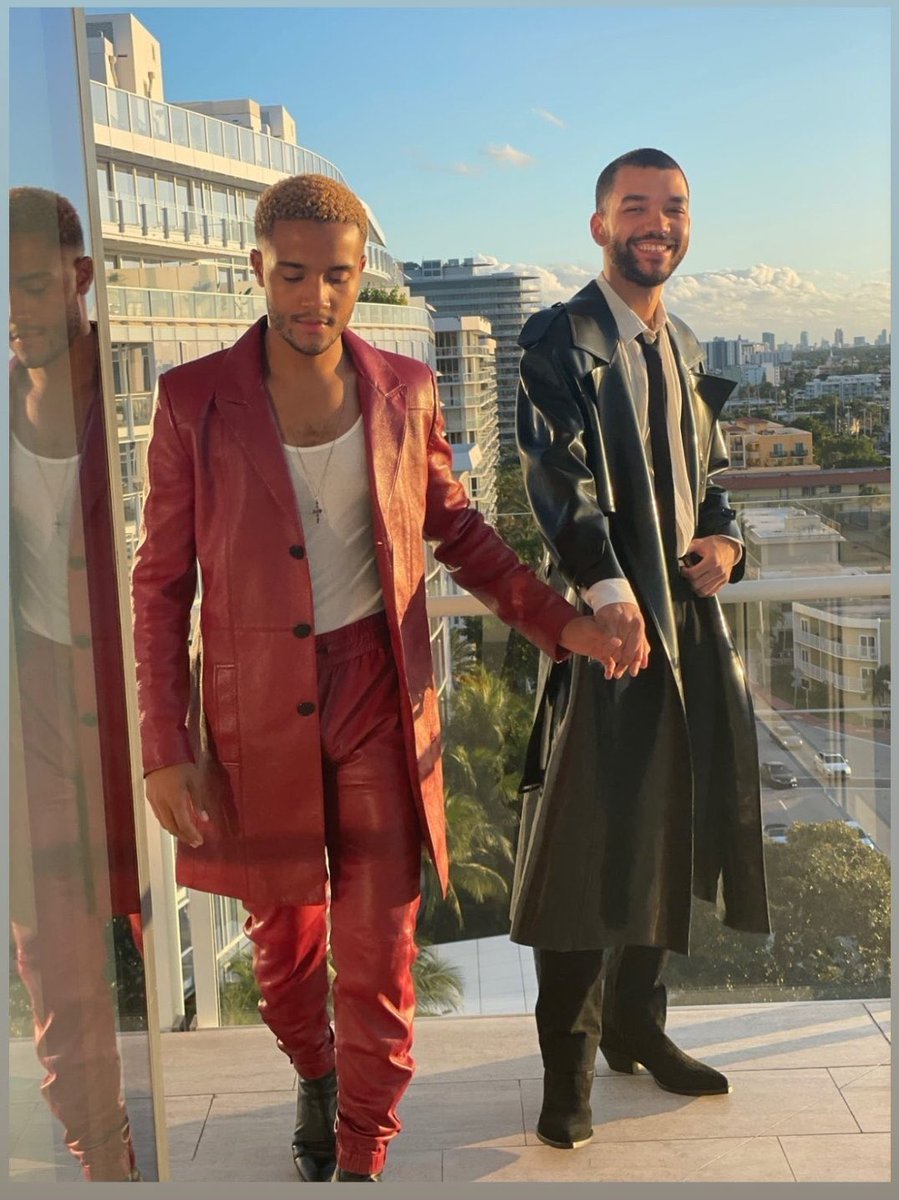ratedRIAN's tweet photo. It’s really them for me. 😩😍 https://t.co/IL6214kJkS