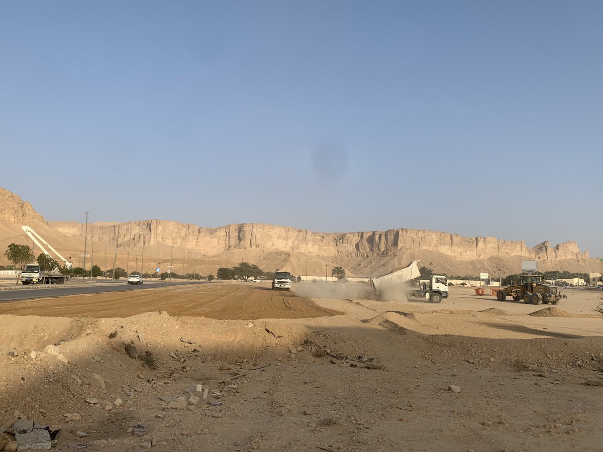 tourismhariq's tweet photo. تواصل بلدية #محافظة_الحريق @HariqMun جهودها المتواصلة وخدماتها اللوجستية بالمشاركة في تهيئة موقع #مهرجان_الحمضيات_بالحريق6 وبإشراف مباشر من سعادة رئيس بلدية محافظة الحريق الأستاذ/ فهد الدميخي الذي لا يألوا جهداً بالمتابعة المباشرة في سبيل العمل للمساهمة في نجاح المهرجان https://t.co/5k1CPoc1zY