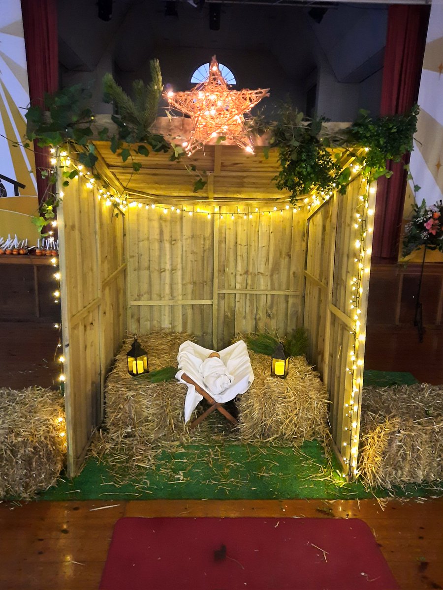 MixyIntern's tweet photo. Can safely say this is one of the prettiest cribs for Jesus I've seen. And I'm glad I've arranged it. 
#Mixyintern https://t.co/YHTKduu7Mh