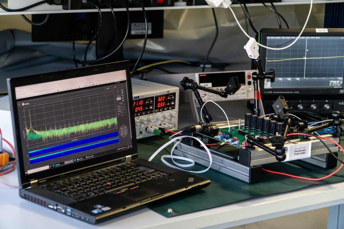 EDRT_SKIP's tweet photo. Today we tested our preamp and active filtering using a Red Pitaya @RedPitayaCom as a bode plotter and spectrum analyzer.
The results surpassed our expecations - practically identical as simulated. 
Currently calculating our SINAD and #THD. Seems to a LOT better than anticipated! https://t.co/h8NMJ03OKe
