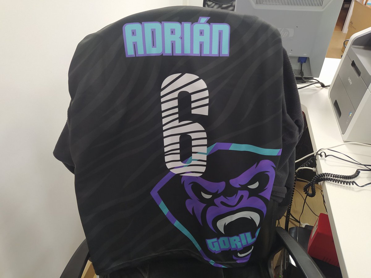 ¿Pero qué están viendo mis ojos? 😍😍😍 <a href="/gorilasdelpes/">Gorilas esports</a>