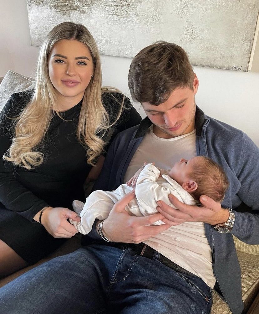1MightyMax's tweet photo. Nieuw familielid!❤️

#MaxVerstappen #F1 #MightyMax https://t.co/HyvCE7RvXj