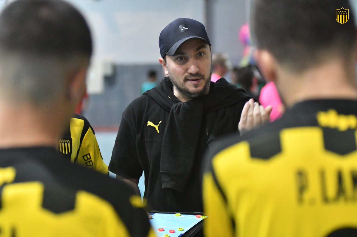 PEÑAROL | Fútbol Sala tweet media