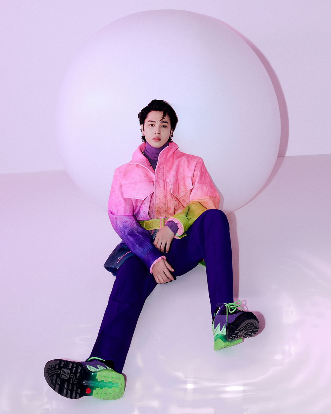 Louis Vuitton on X: #JungKook in #LouisVuitton. The @bts_twt member and  House Ambassador is photographed for the January 2022 Special Editions of  @VogueKorea and @GQKorea in pieces from the #LVMenSS22 Collection by