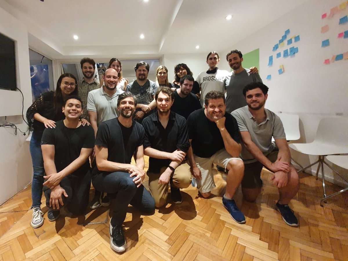 2021 was a challenging year! 
After sharing a day of integration and assessment, we ended this year, and we propose new goals to promote 2022 with new developments and experiences.  
We wish you happy holidays, and may this 2022 be full of many projects and opportunities!