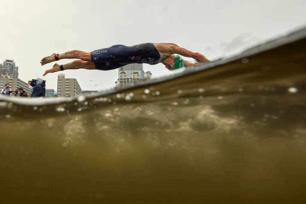 USATFoundation's tweet photo. Looking for a last-minute gift? Two-time Olympic medalist @KZaferes6 will share training and racing tips during an invite-only call early next year. Claim your spot by donating $100 or more to the #usatfoundation by Dec. 31. Hurry, space is limited: https://t.co/Uvsyc0Av9Z https://t.co/DGU3JH4o5R
