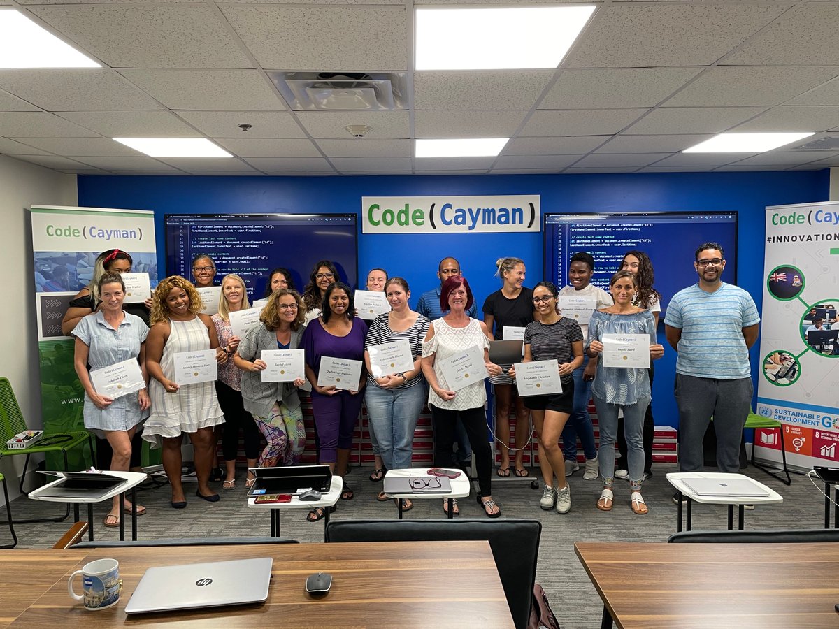 codecaymanorg's tweet photo. Throwing it back to some of our Women.Code(Cayman) graduates. Look at all of those beautiful smiling faces!
#codecayman #innovationnation #throwbackthursday #womencode #womenwhocode #coding #caymanislands https://t.co/GZVTne0Buj