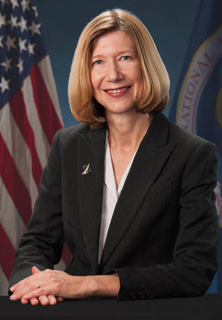 SpaceCongressFL's tweet image. Kathy Lueders, Associate Administrator for Space Operations at #NASA will be joining us at the 2022 Spaceport Summit. Will we see you there? spacecomexpo.com

Bio: 
nasa.gov/feature/kathy-…

#Spacecom #spaceportsummit #space #spacetechnology #technology #spaceexploration