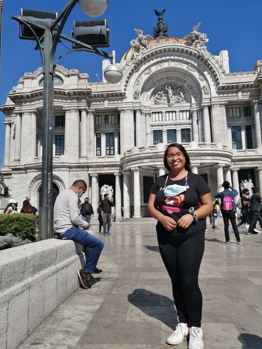 YurianaTG's tweet photo. Bellas Artes, #CDMX. ❤️ https://t.co/u4H46GWxq9