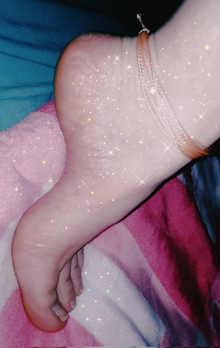 feetcolli's tweet photo. •‼️DALE LIKE Y RETWEET‼️•
~• Y te llegará un 🎁 al DM•~
•—————————————•
~•¿Quieres SABOREARLOS?•~
→‼️Son sólo para ti 👅🍒‼️

#pies #piesfemeninos #pés #piesitos #piesdescalzos #pieslatinas #fetichepies #pes #feetgirl #feetjob #feetup #feet👣 #feetqueen #feetworshi̇p https://t.co/IvhtUtxPST