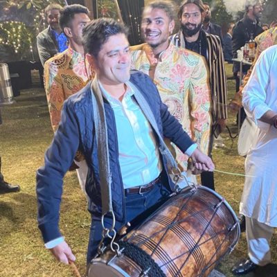 manishharsh's tweet image. Happy Holidays!! Wishing everyone a full re-charge and hope you make 2022 the best year for yourself. #HappyHolidays #NewProfilePic