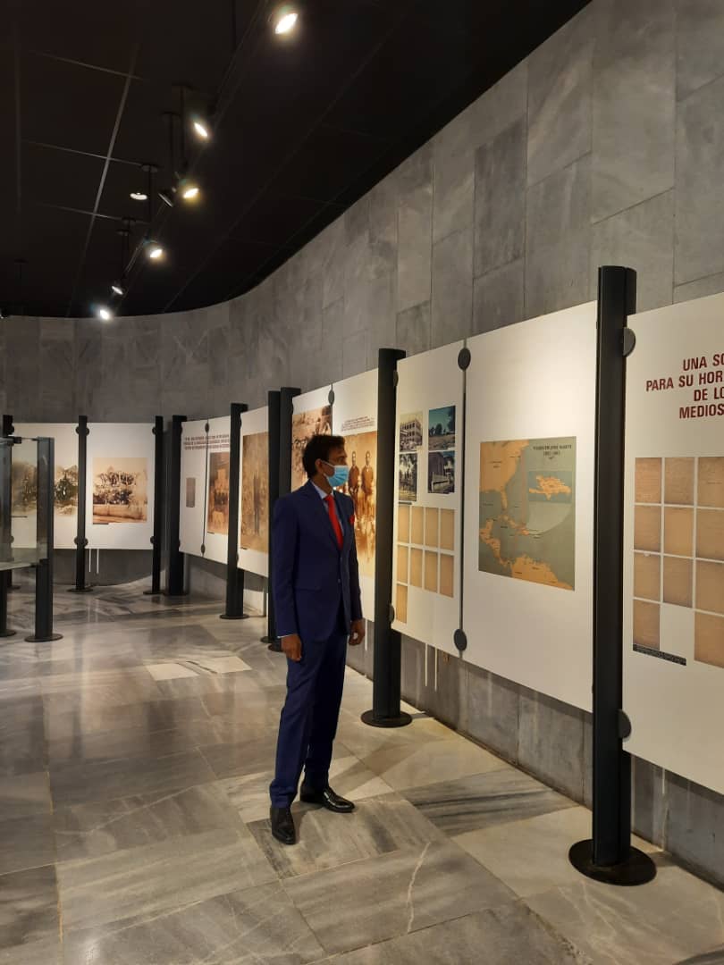 EOIHavana's tweet photo. El Embajador visitó el monumento a José Martí, el héroe #Nacional #Cubano, y depositó flores en el monumento rindiendo homenaje. Más tarde recorrió el magnífico Museo #Martí y presenció algunas de las exposiciones y sus obras.
@CubaMINREX 
@MEAIndia 
@MemorialJMarti https://t.co/BnTzXShgwE