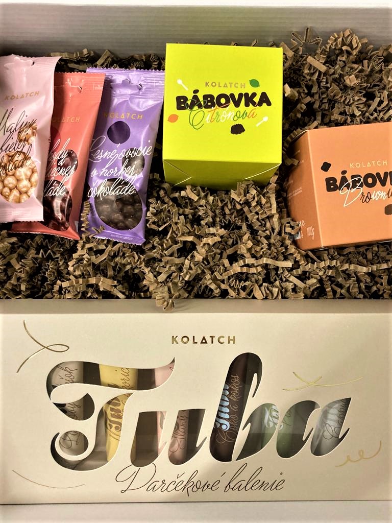 SLOVAKIAinEU's tweet photo. ๐ธ๐ฐ Slovak #PSC Team wish you very sweet #Christmas๐ & healthy #NewYear!๐
This yearยดs present for ๐ช๐บ#PSC colleagues was #TUBA - tasty #traditional but #innovative sweet from premium #raw materials
by ๐ธ๐ฐ sustainable firm #KOLATCH
https://t.co/u8VwQn8m3w
#TimeForDessert๐ฐ https://t.co/l7oE4sod3i