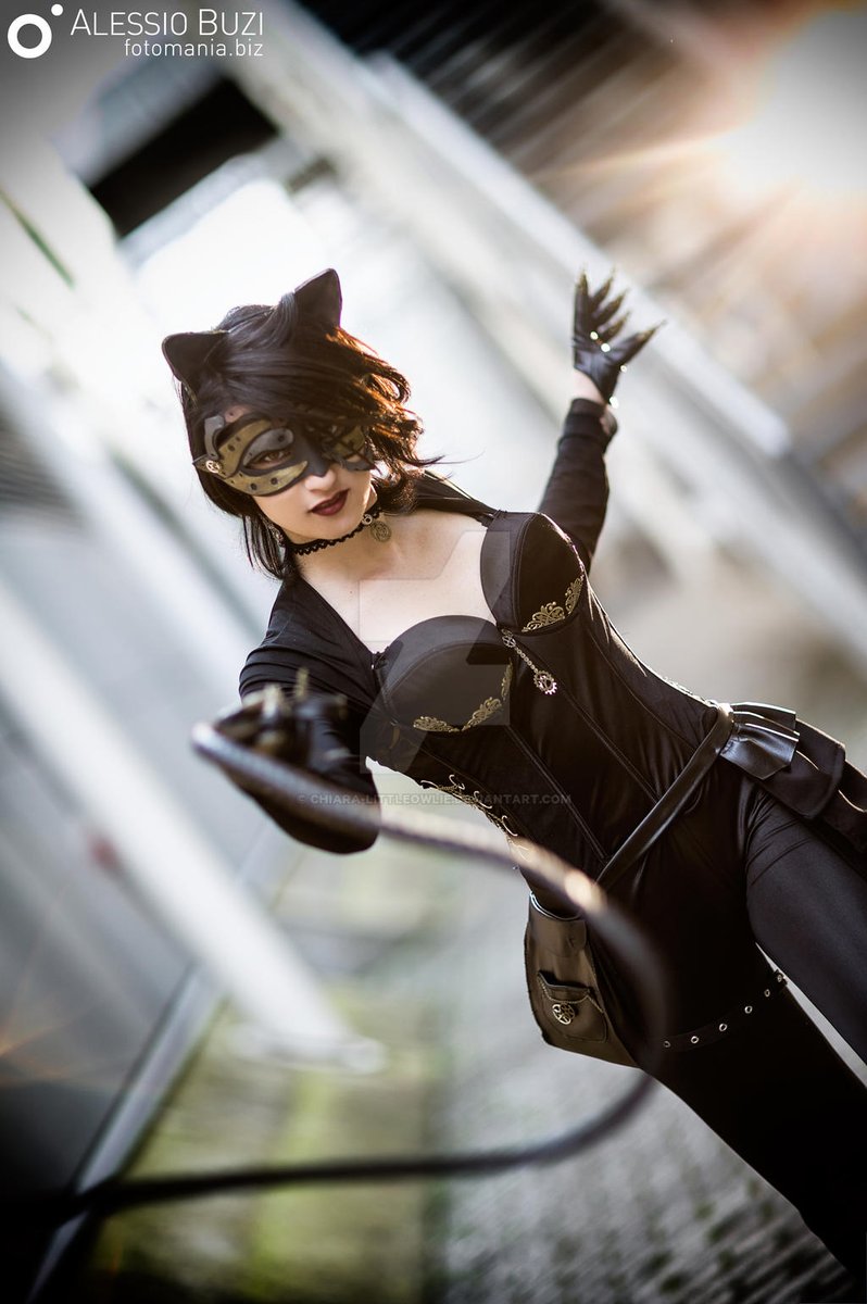 SteampunkHacks's tweet photo. @OfHisBurglar 

"how does this work for you? Found it online."

//Cosplay by littleowlie// https://t.co/01pHhKiBVv