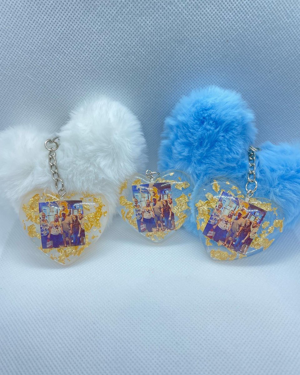 eriikadb's tweet photo. it costs $0.00 to retweet and support my small business! Link in bio🥰 #SmallBusiness #Christmas #giftideas https://t.co/rFM5wAktir