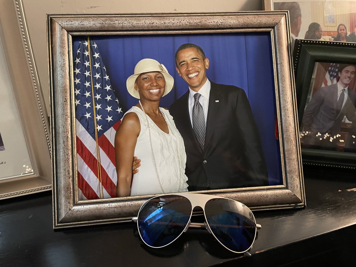 vuliwear's tweet photo. Ricki didn’t take her Vuliwear Pearl to the White House, but if she had, you know she would have made an impression. Live your #Vulilife and go cure Triple Negative breast cancer!
Get 20% off with Ricki’s unique code at https://t.co/pw5BeHlw06 Ricki - RF20
#vuliwear #sunglasses https://t.co/CpHP9jZL3l