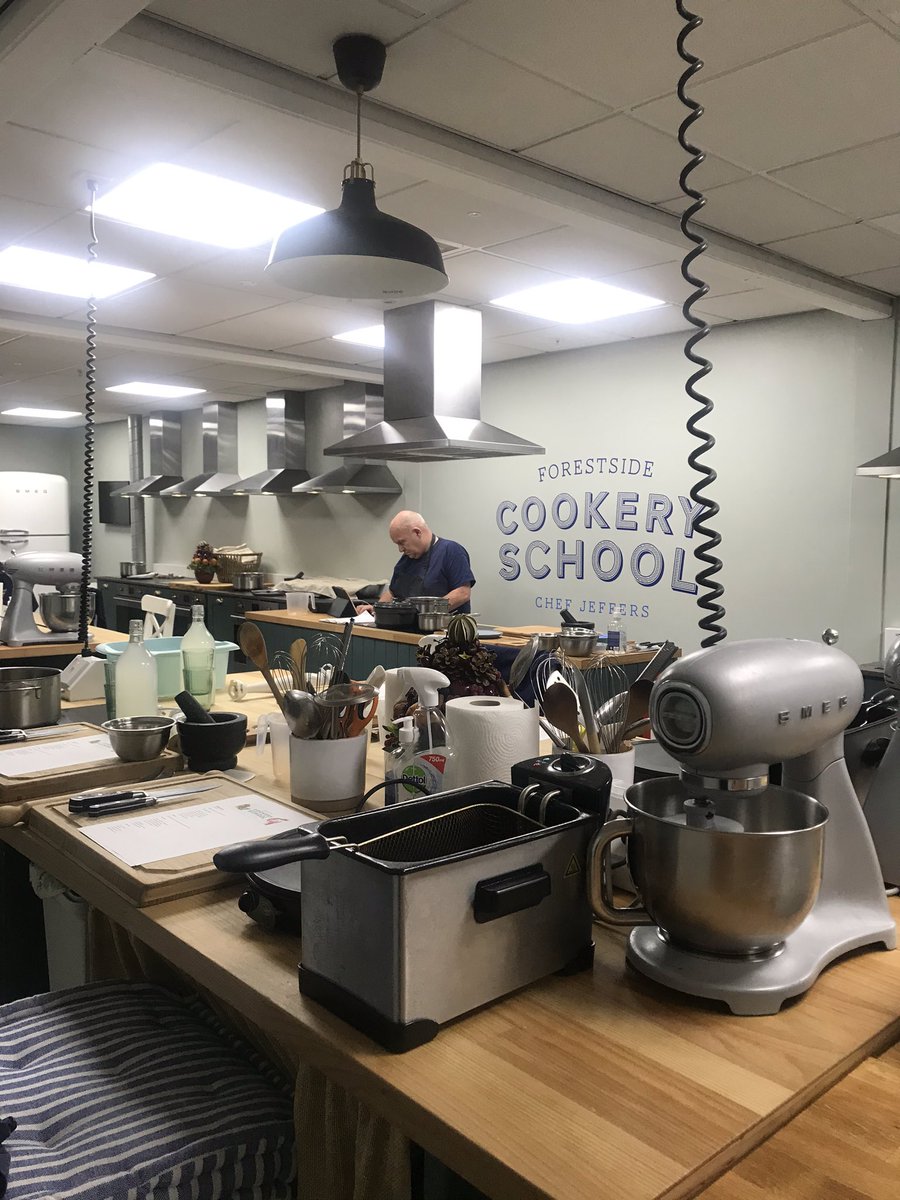 ForestsideCookerysch tweet media