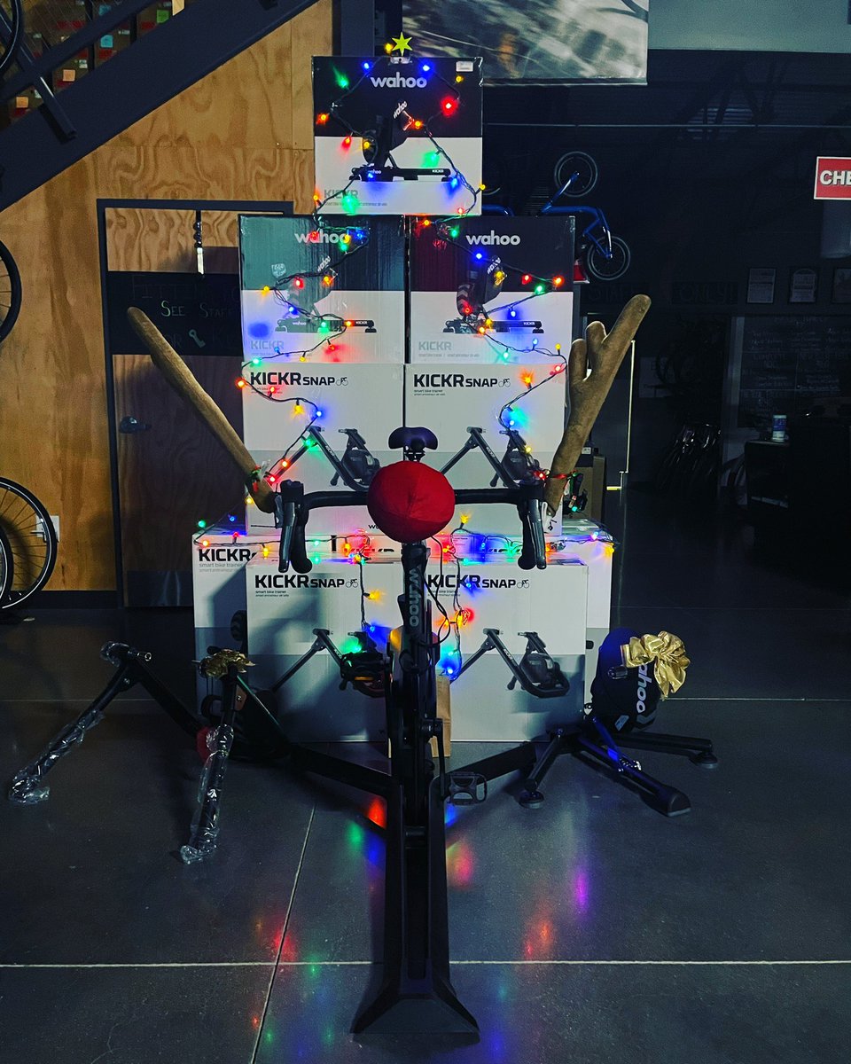 BloomingtonCycl's tweet photo. On Dasher, On KICKR, On Dancer, On SNAP &amp; Vixen, On Comet &amp; CORE, on the WAHOO trainer we go 🦌🦌🦌!!!

https://t.co/a4HwpD5Lw9 #wahooligan #wahoobike #wahookickr #wahoosnap #wahoocore https://t.co/9EIhjY5bAC