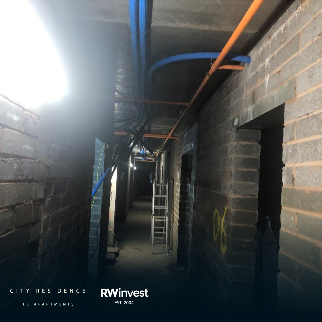 RWInvest's tweet photo. Tasks have completed at City Residence – The Apartments, such as the second floor precast floor slabs to Blocks A and B, and the hollow core first floor slab in Block D.

Work continues to substation brickwork, sprinkler system and scaffolding. Upper floor screed has commenced. https://t.co/JMK3ZuTNnr