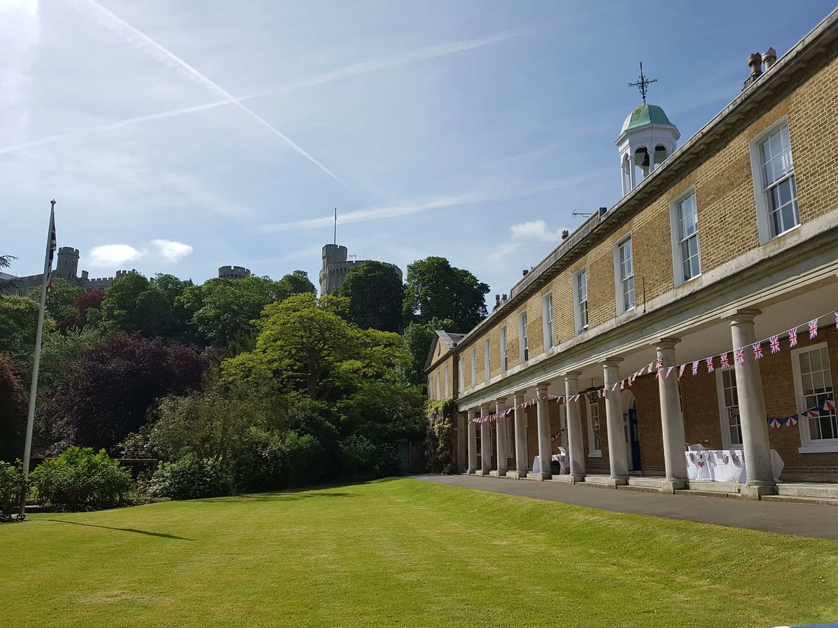 AMCISNews's tweet photo. St George's School, Windsor Castle have a Vacancy for a Director of Marketing and Communications @stgwindsor Details here: https://t.co/a8L76AfzI0 https://t.co/Q4GoI7tW3a