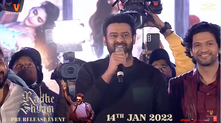 UV_Creations's tweet photo. Our very own Darling #Prabhas addressing fans💥 at #RadheShyam Pre-Release Event!

🔗 https://t.co/TK2hRxM0vb

#RadheShyamPrereleaseEvent
@hegdepooja @director_radhaa @TSeries @UV_Creations @GopiKrishnaMvs @AAFilmsIndia https://t.co/zS6W2ENGbM