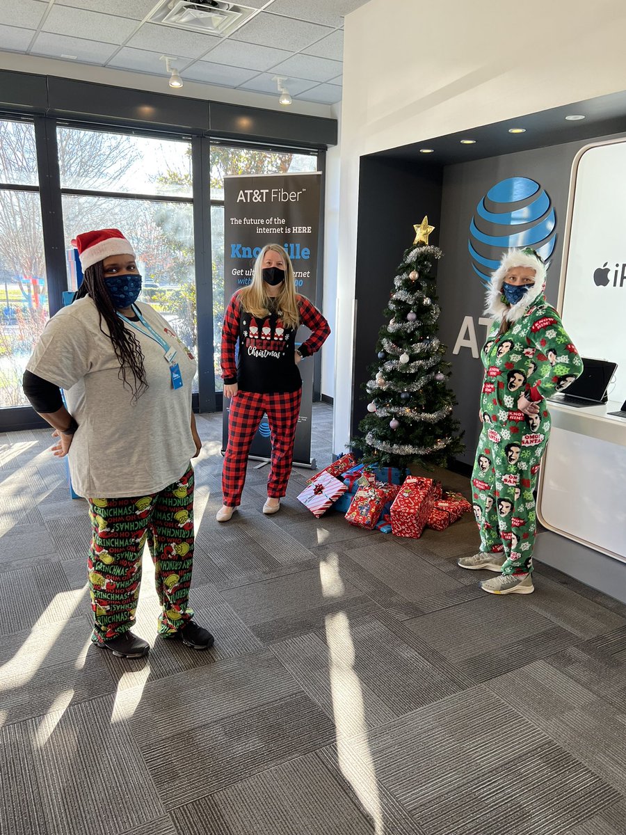 arsmlaurie's tweet photo. Holiday PJs is how the Knoxville Crew gets in the spirit!! #southeaststates #eastregion #holidaypjs #getsocial https://t.co/af38crEr00