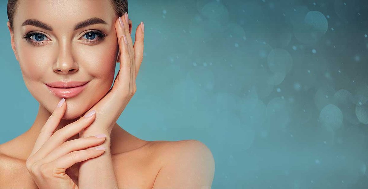 Samitivej's tweet photo. Skincare Secrets for the #CoolSeason
- Avoid overly warm water
- Moisturize immediately afterward
- Choose moisturizer carefully and don’t forget to apply overnight
- Protect your skin from the SUN
- Exfoliate carefully 
Read more: https://t.co/kFguzzO2l9

#Beauty #WinterSeason https://t.co/UQTYvUvpLr