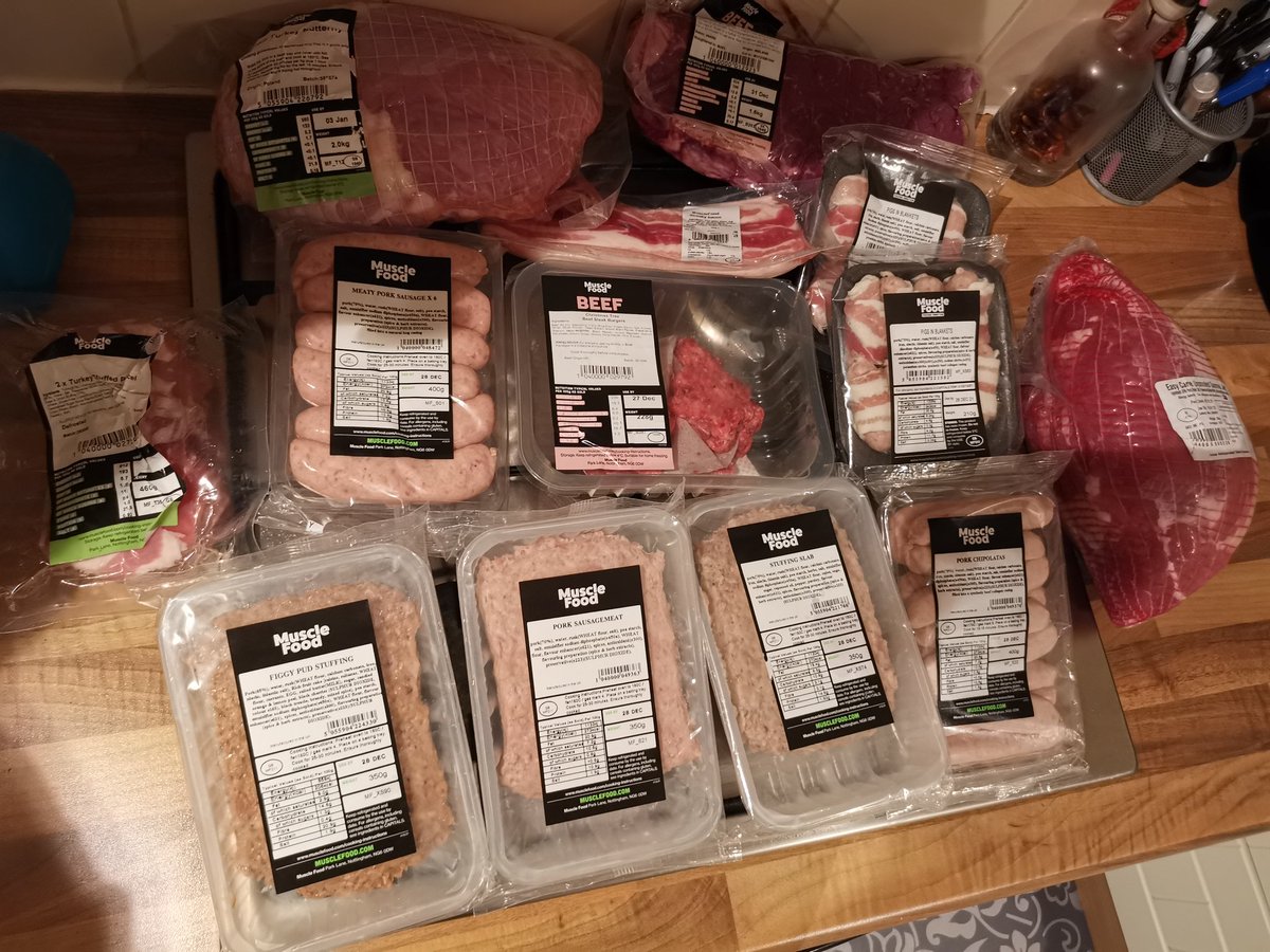 markdonnison81's tweet photo. @MuscleFoodUK great delivery, but no cooking instructions on the turkey parcels? https://t.co/MpKxTTYicf
