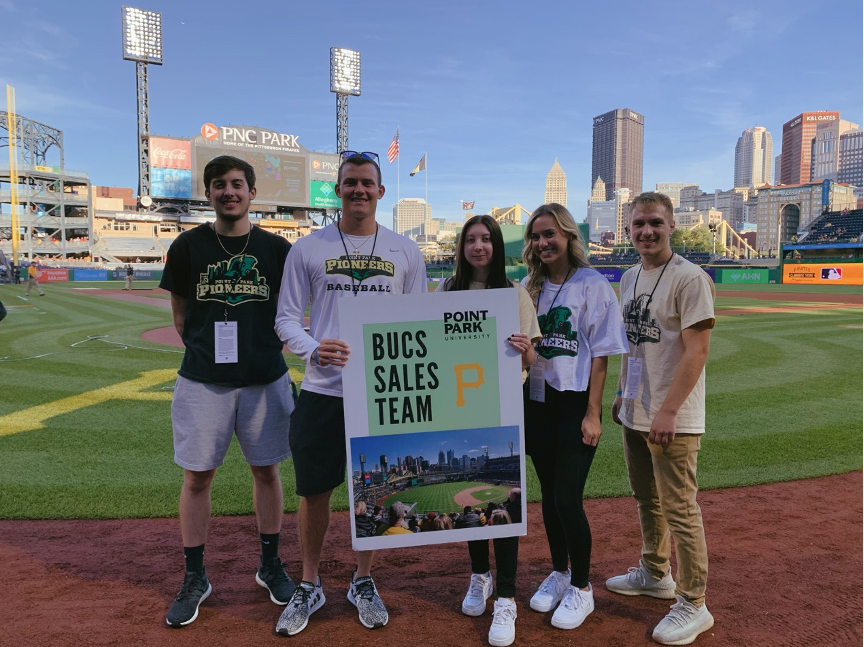 TeamWork_Jobs's tweet photo. The Sports, Arts, and Entertainment Management program at @PointParkU is among the most innovative business programs in the United States. Being located in Downtown Pittsburgh puts students in the heart of the SAEM industries. #TeamWorkU
For more info: https://t.co/AFLVk2CWud https://t.co/EgiYYFnlNx